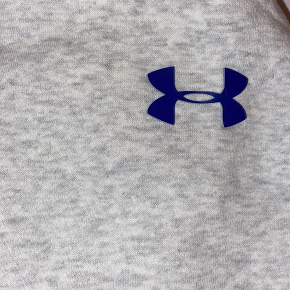 Under Armour woman’s sweatshirt - Picture 2 of 4